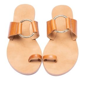 L’intervalle Tan Leather Sandals